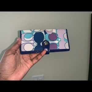 AUTHENTIC Coach Wallet